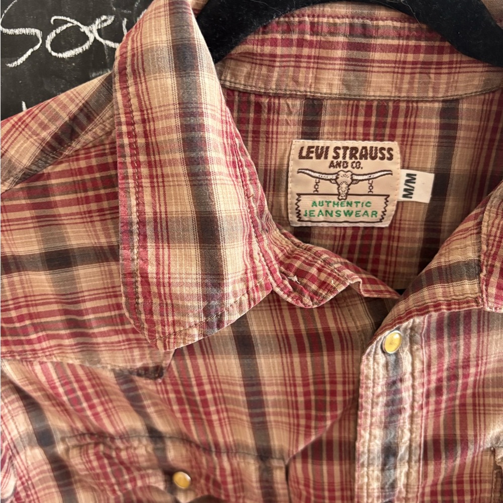 90’s Levi's women Red and Brown Plaid Button-Down Shirt